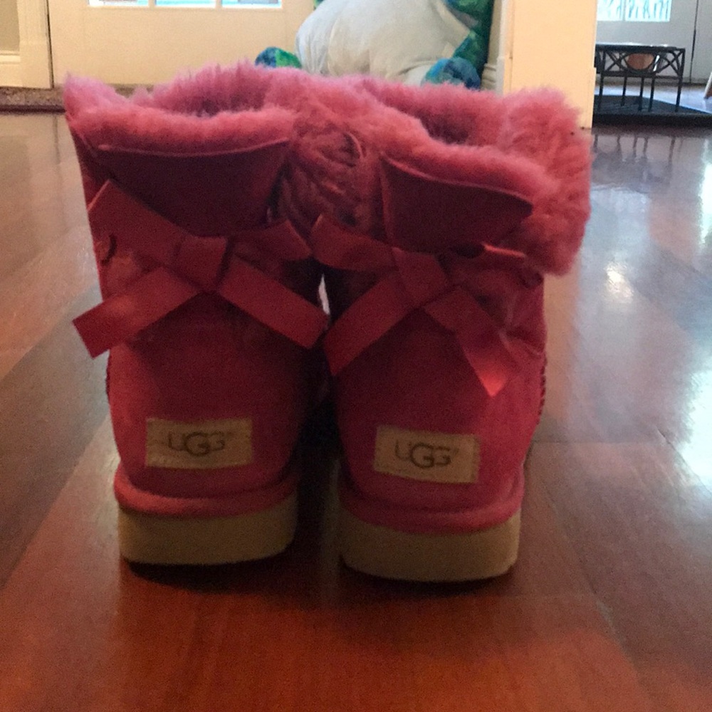Pink Uggs